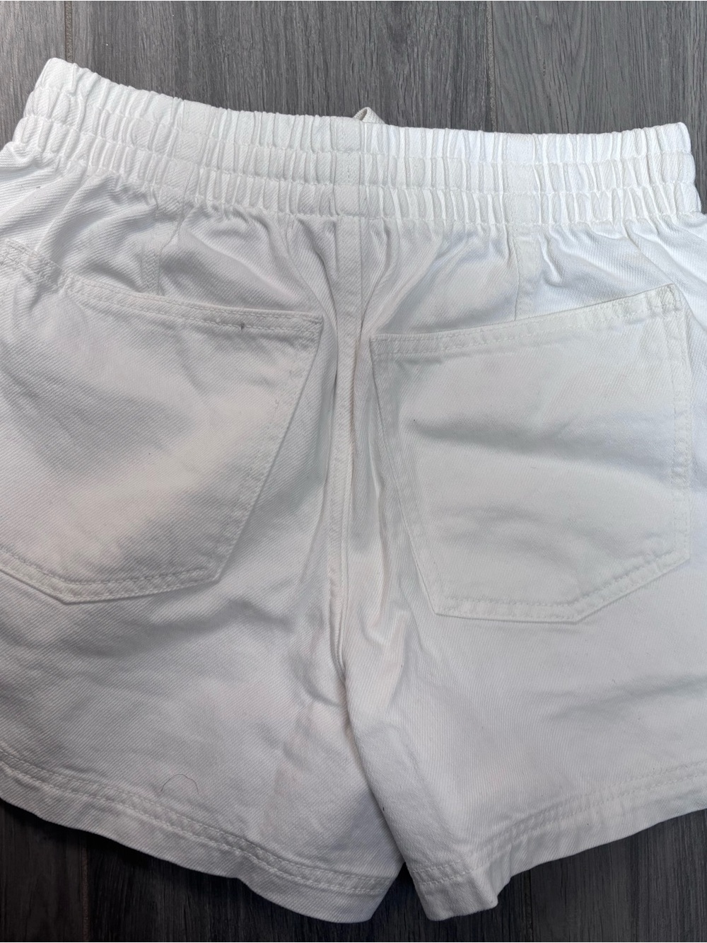 Universal Thread White Shorts XS - Picture 2 of 4